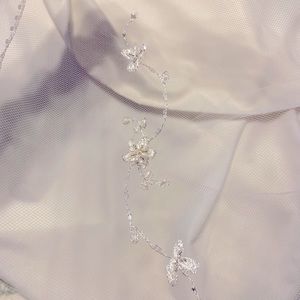 Ivory Embroidered Wedding Veil